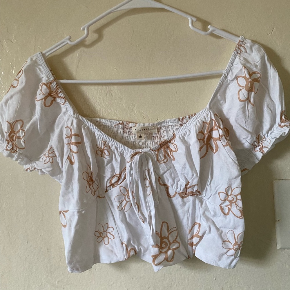 LA Hearts White Top